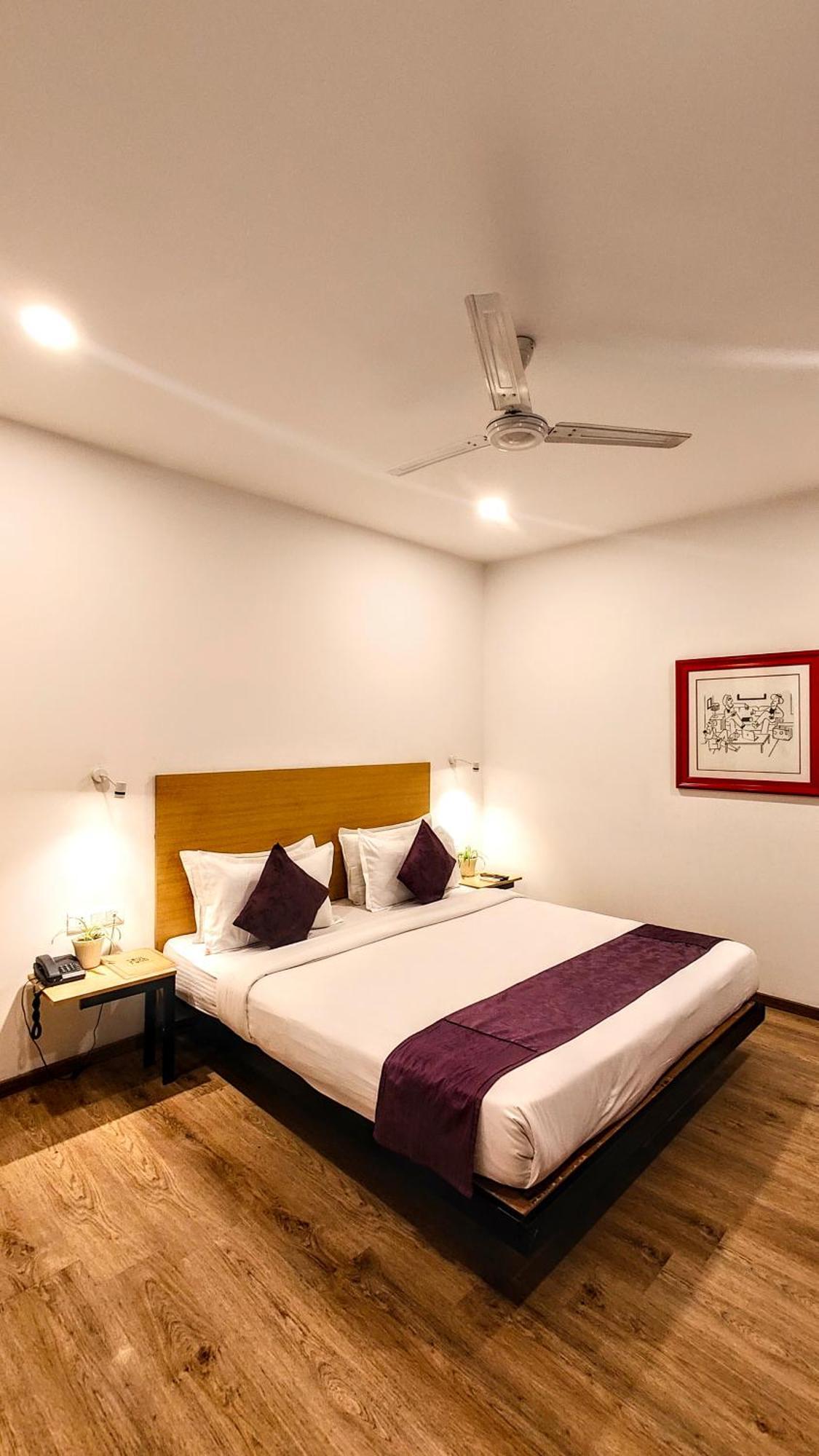 Mavens White Artemis Hospital Road Sector 52 Gurgaon Hotel Buitenkant foto